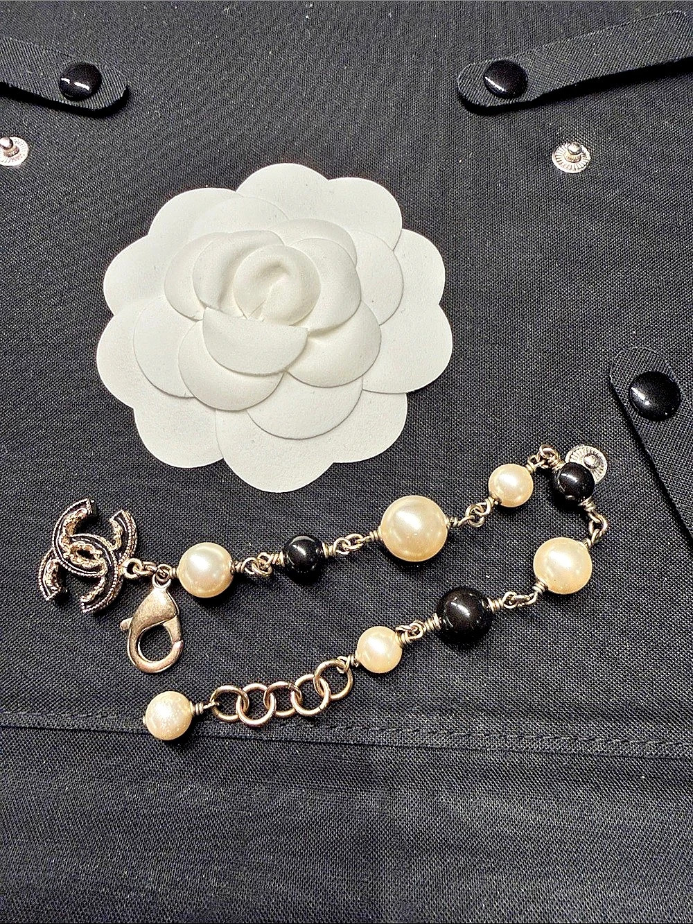 Chanel Faux Pearl and Black Bead CC Charm Bracelet Black & White Beaded Chain